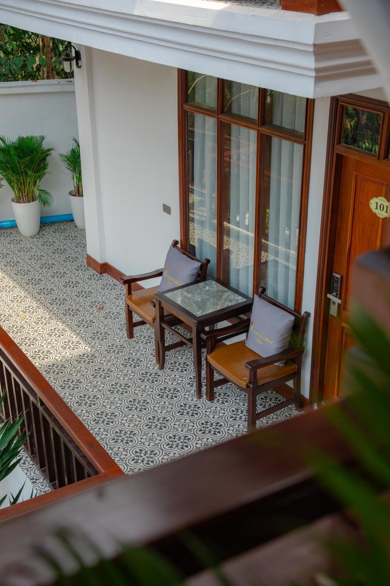 Dream1985 Hotel Luang Prabang Esterno foto